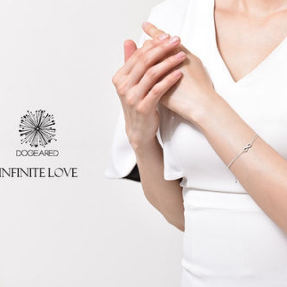 Dogeared 'Infinite Love' Boxed Bracelet- Silver - Picture 3 of 6